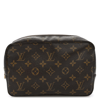 LOUIS VUITTON Monogram Trousse Toilette 23