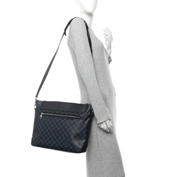 LOUIS VUITTON Damier Cobalt Greenwich Messenger