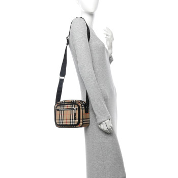 BURBERRY Canvas Check Paddy Messenger Archive Beige