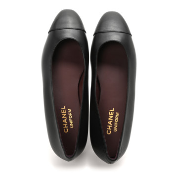 CHANEL Lambskin Cap Toe Ballerina Flats 39 Black
