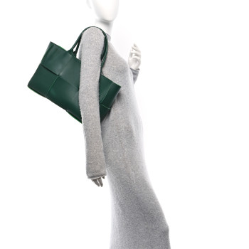 BOTTEGA VENETA Calfskin Maxi Intrecciato Medium Arco Tote Raintree