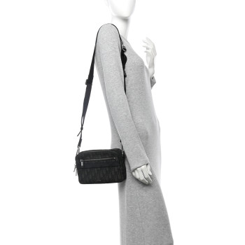 CHRISTIAN DIOR HOMME Oblique Safari Messenger Black