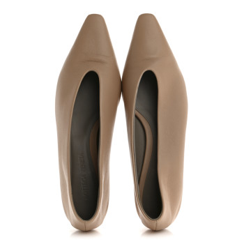 BOTTEGA VENETA Nappa Dream Almond Ballet Flats 37 Nude