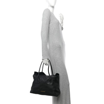 BURBERRY London Grainy Calfskin Medium Baynard Tote Black
