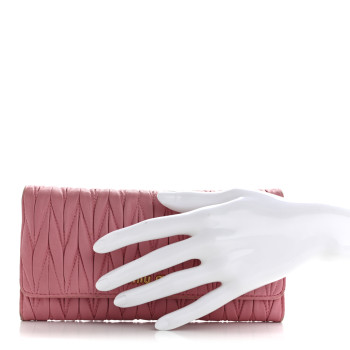 MIU MIU Nappa Matelasse Flap Wallet Rosa