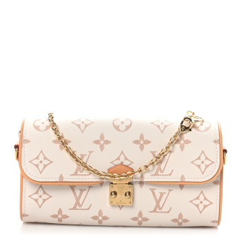 LOUIS VUITTON Monogram Pochette Camille Dune