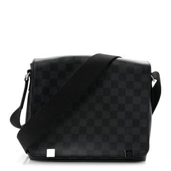 LOUIS VUITTON Damier Graphite District PM