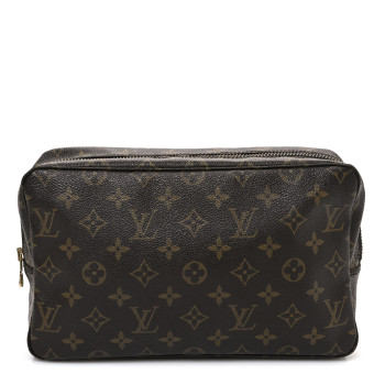 LOUIS VUITTON Monogram Trousse Toilette 28