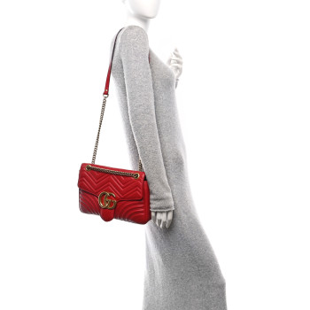 GUCCI Calfskin Matelasse Medium GG Marmont Shoulder Bag Hibiscus Red