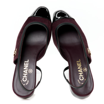 CHANEL Suede Patent Crystal CC Cap Toe Slingback Flats 37.5 Burgundy Black