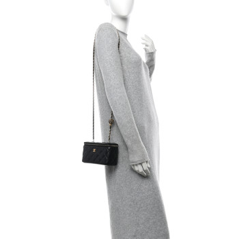 CHANEL Lambskin Quilted Pearl Crush Small Vanity Case With Chain Black