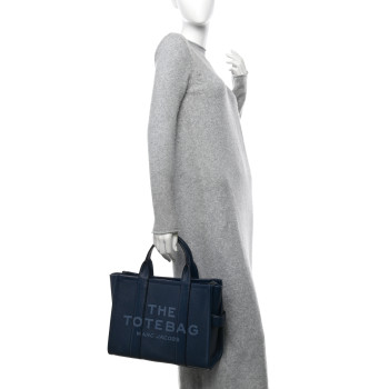 MARC JACOBS Grained Calfskin Medium The Tote Bag Blue Sea