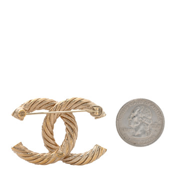 CHANEL Twisted CC Brooch Light Gold