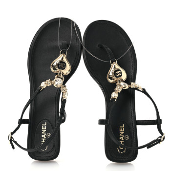 CHANEL Lambskin Metal Heart Thong Sandals 37 Black