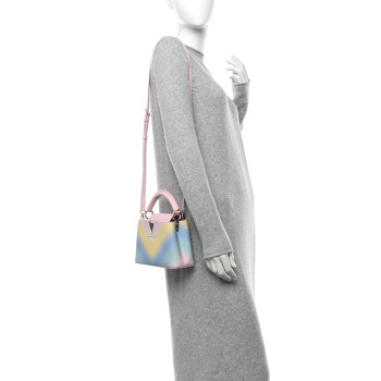 LOUIS VUITTON Taurillon Mini Degrade Rainbow V Capucines