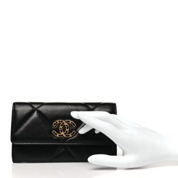 CHANEL Lambskin Quilted Chanel 19 Flap Wallet Black