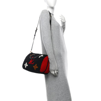 LOUIS VUITTON Monogram Teddy Speedy Bandouliere 25 Red