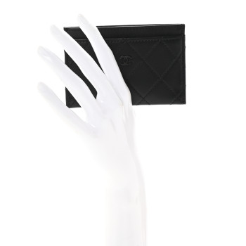 CHANEL Calfskin Quilted Card Holder So Black