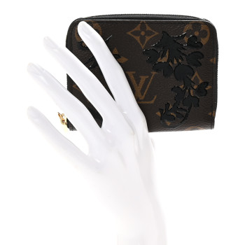 LOUIS VUITTON Monogram Blossom Zippy Coin Purse
