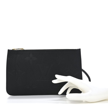 LOUIS VUITTON Empreinte Monogram Giant Neverfull MM Pochette Black