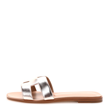 HERMES Metallic Calfskin Oran Sandals 39 Rose Dore
