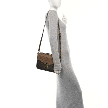 LOUIS VUITTON Reverse Monogram Pochette Metis