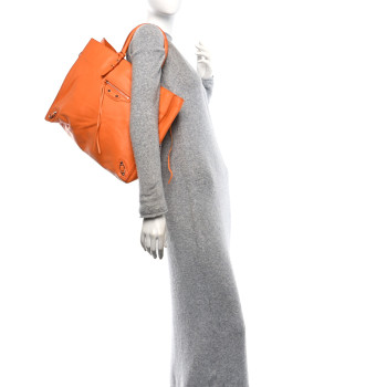 BALENCIAGA Veau Papier A4 Zip Around Tote Mandarine