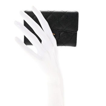 CHANEL Caviar Quilted Flap Card Holder Wallet Black