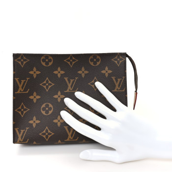 LOUIS VUITTON Monogram Toiletry Pouch 19