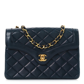 CHANEL Lambskin Quilted Small Single Flap Black