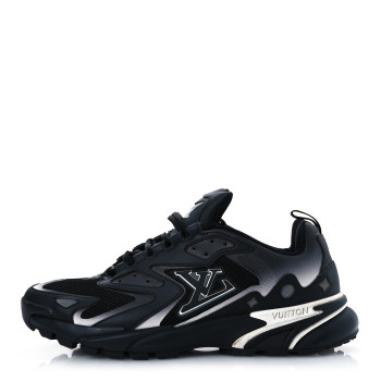LOUIS VUITTON Canvas Mesh Mens LV Runner Tatic Sneakers 9.5 Black