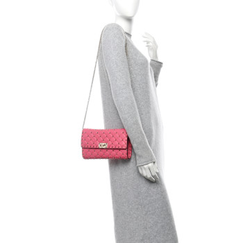 VALENTINO GARAVANI Nappa Rockstud Spike Wallet On Chain Shadow Pink