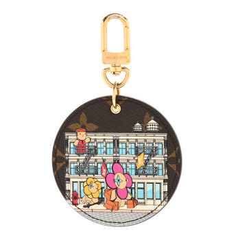 LOUIS VUITTON Monogram 2022 Christmas Animation New York Soho Bag Charm Key Ring Yellow