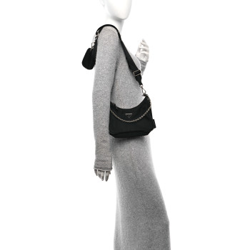 PRADA Nylon Re-Edition 2005 Shoulder Bag Black