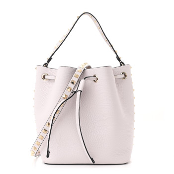 VALENTINO GARAVANI Grainy Calfskin Calfskin Rockstud Bucket Bag Light Grey