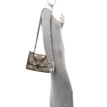 LOUIS VUITTON Empreinte Monogram Giant Madeleine MM Dove Grey Beige