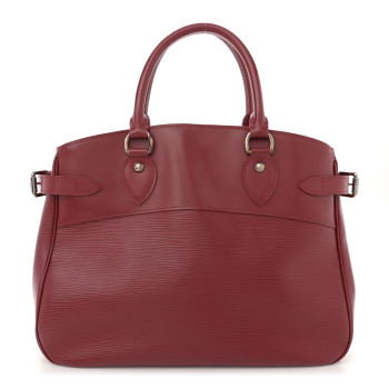 LOUIS VUITTON Epi Passy PM Rouge