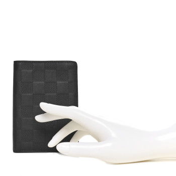 LOUIS VUITTON Damier Infini James Wallet Onyx