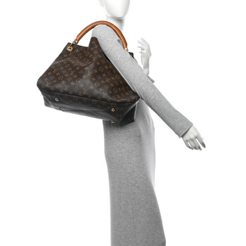 LOUIS VUITTON Monogram Artsy MM