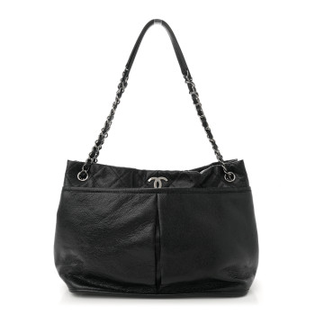 CHANEL Caviar Natural Beauty Black