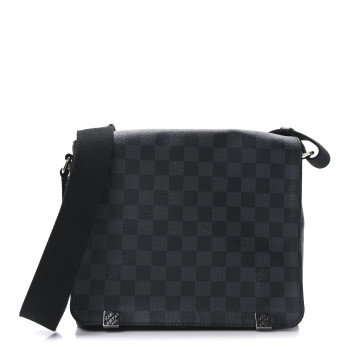 LOUIS VUITTON Damier Graphite District PM