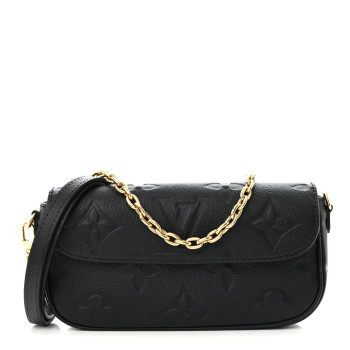 LOUIS VUITTON Empreinte Monogram Giant Ivy Wallet On Chain Black