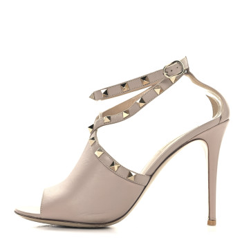 VALENTINO GARAVANI Nappa Rockstud Peep Toe Ankle Strap 105mm Sandals 39 Poudre