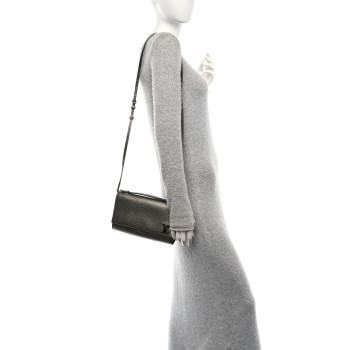 LOUIS VUITTON Epi Clery Platine