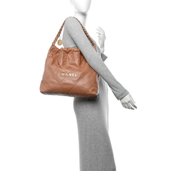 CHANEL Shiny Calfskin Quilted Chanel 22 Camel