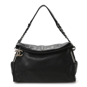 CHANEL Lambskin Stitched Medium Ultimate Soft Tote Black