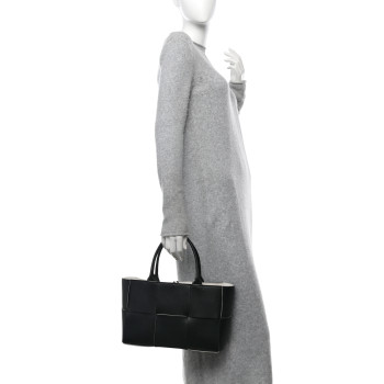 BOTTEGA VENETA Nappa Maxi Intrecciato Small Arco Tote Black White