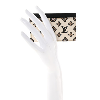LOUIS VUITTON Monogram Giant Wild At Heart Card Holder Arizona