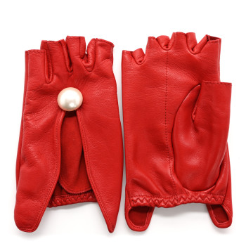 CHANEL Lambskin Pearl Fingerless CC Gloves 7 Red