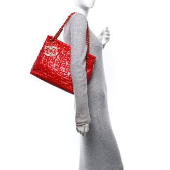 CHANEL Crackled Patent Calfskin Puzzle Tote Red